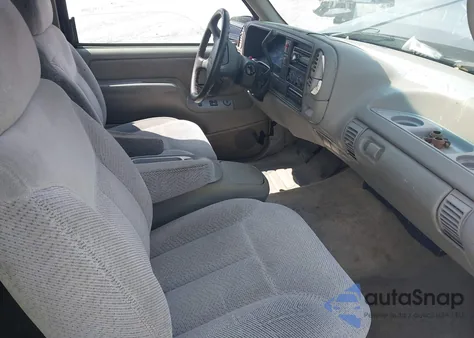 1996 Chevrolet Gmt-400 C1500 z USA, uszkodzony, nr VIN 2GCEC19R8T1165372